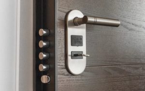 a hybrid lock mechanism